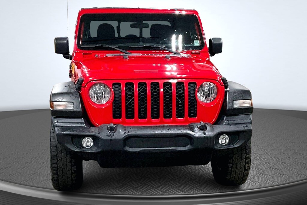 Used 2020 Jeep Gladiator Sport Truck Crew Cab