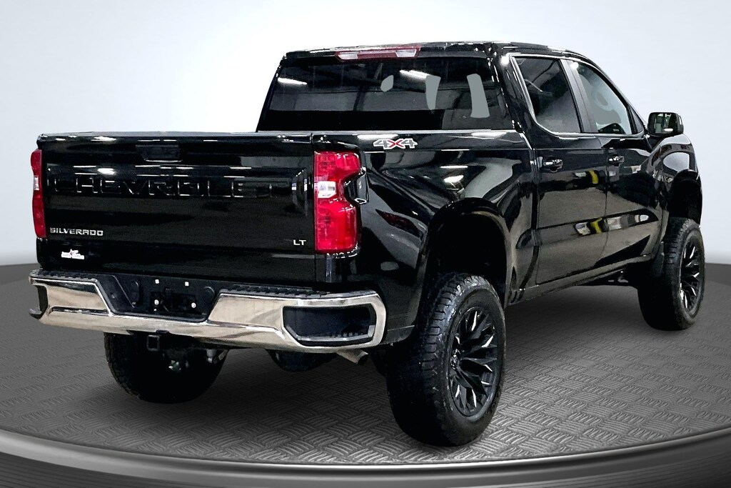 Used 2025 Chevrolet Silverado 1500 LT w/1LT Truck Crew Cab