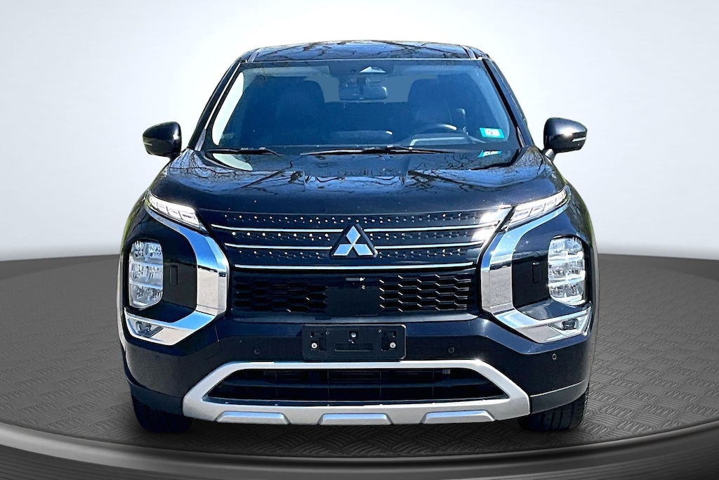 Used 2024 Mitsubishi Outlander SE SUV