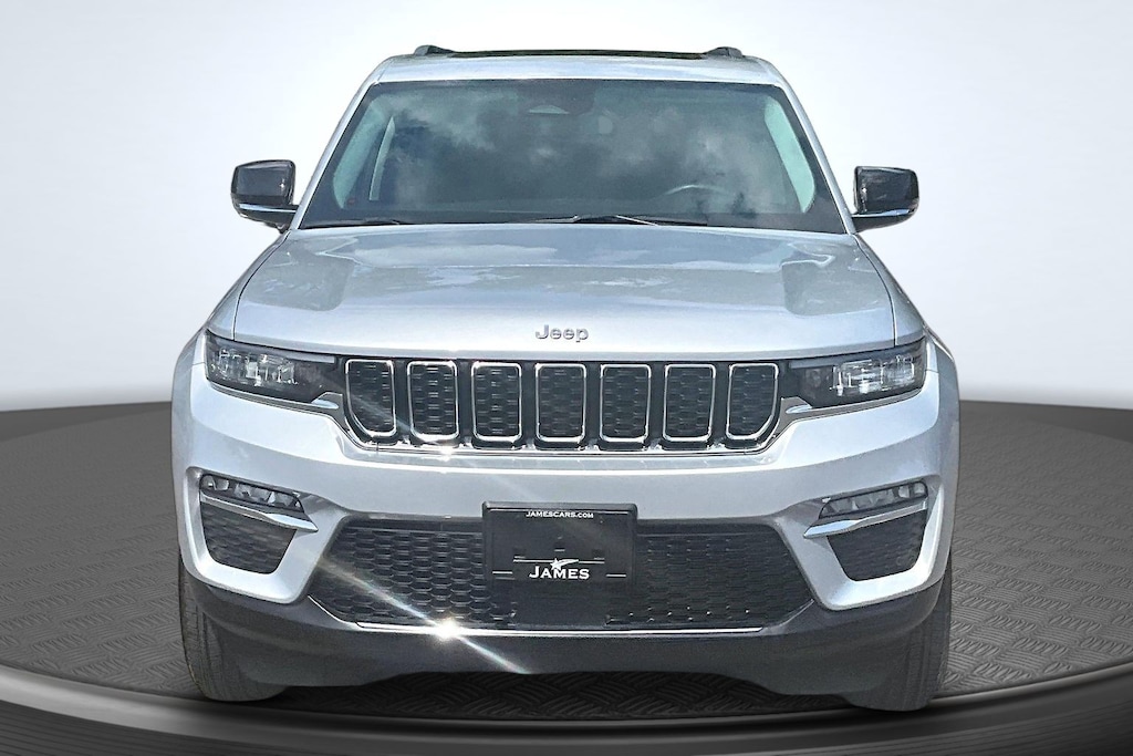 Used 2023 Jeep Grand Cherokee Limited SUV