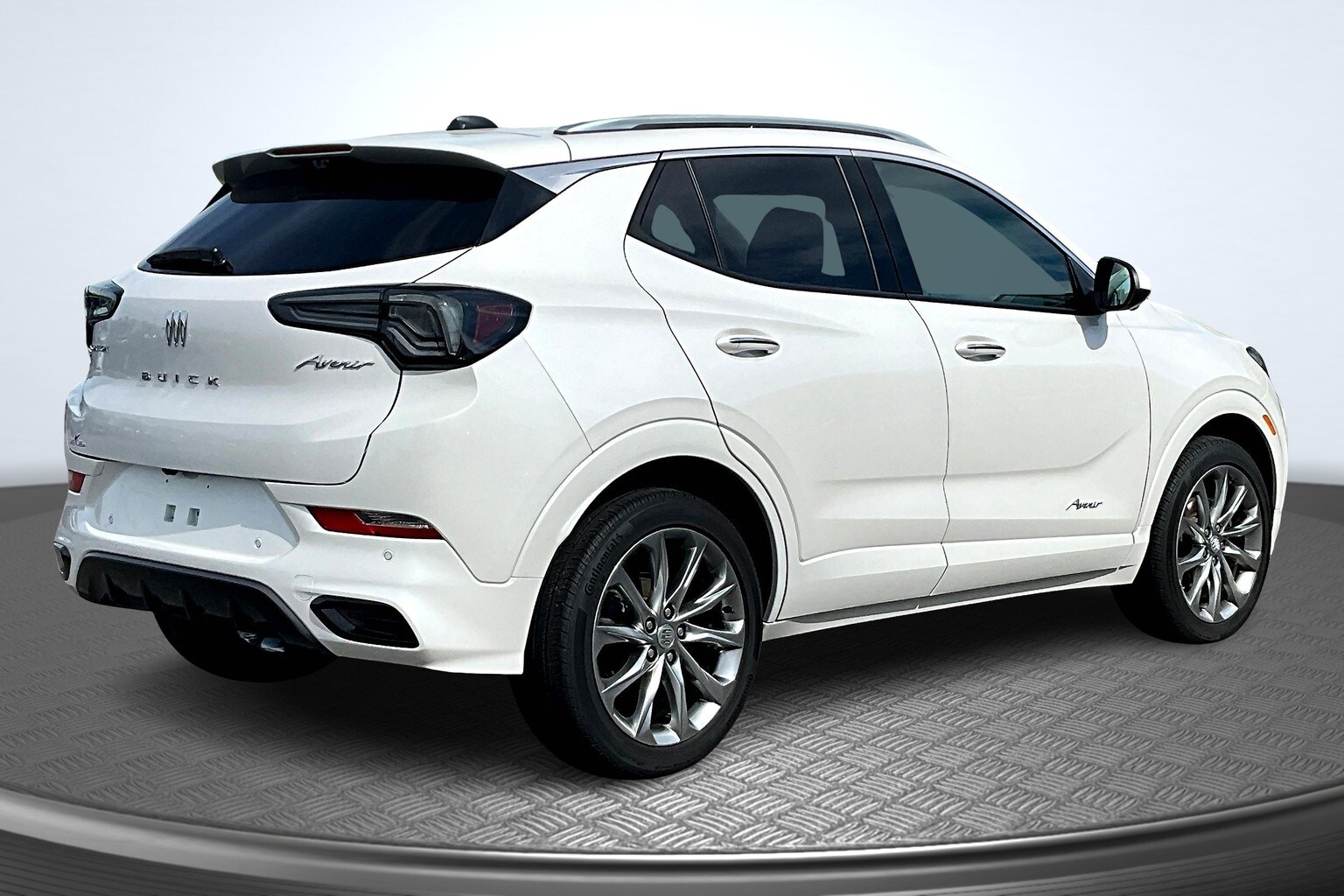 2024 Buick Encore GX Avenir photo 2