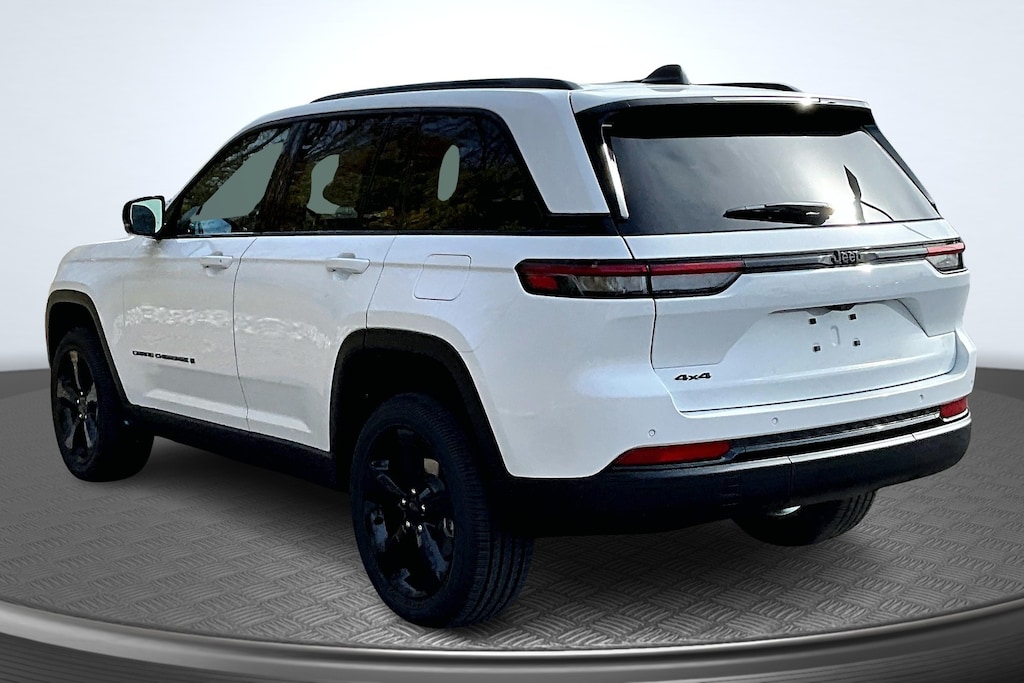 New 2025 Jeep Grand Cherokee ALTITUDE X 4X4 Sport Utility