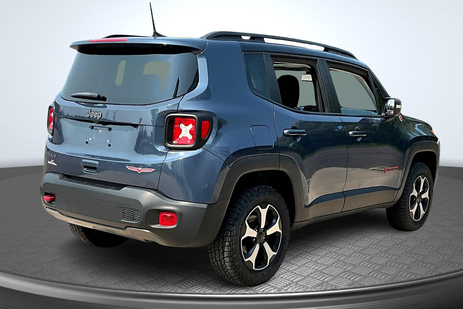 Used 2021 Jeep Renegade Trailhawk with VIN ZACNJDC13MPM95161 for sale in Seneca Falls, NY