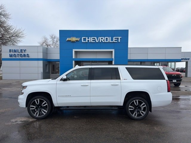 2019 Chevrolet Suburban LT's photo