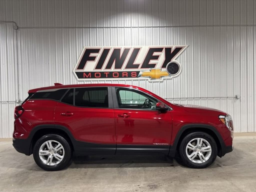 Used 2024 GMC Terrain SLE SUV