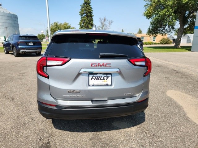 2024 Gmc Terrain SLE photo 2