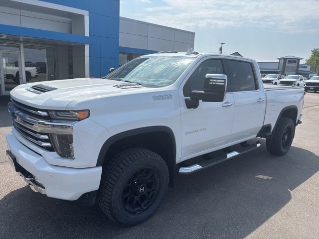 Used 2020 Chevrolet Silverado 2500HD High Country with VIN 1GC4YREY8LF100555 for sale in Finley, ND
