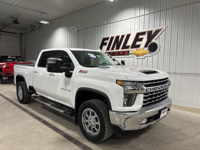 2021 Chevrolet Silverado 2500HD LTZ photo 3