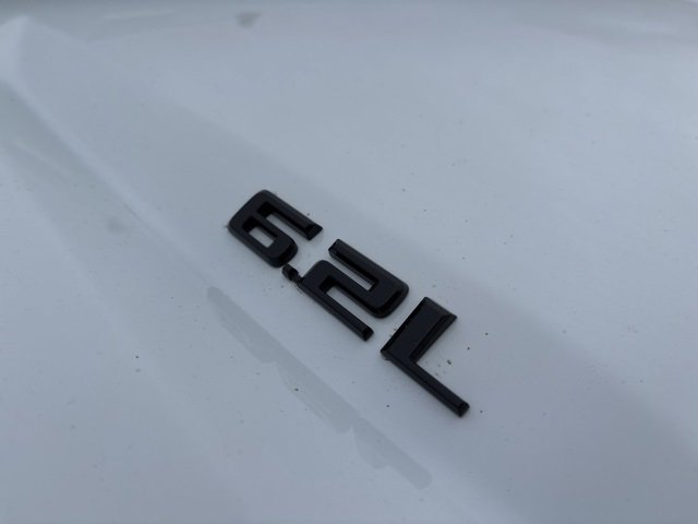 2025 Chevrolet Silverado 1500 RST photo 4