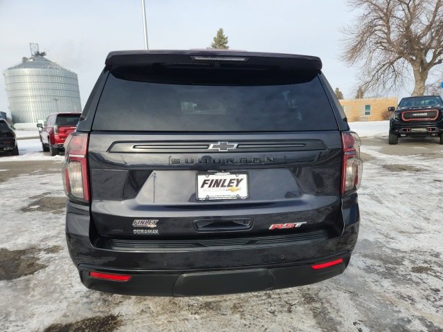 2023 Chevrolet Suburban RST photo 2