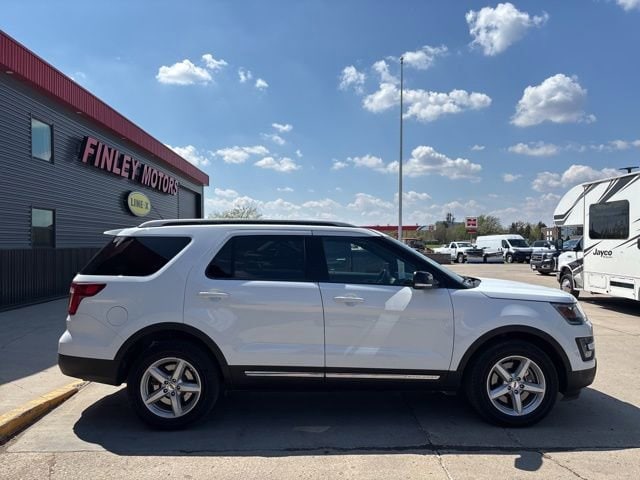 Used 2016 Ford Explorer XLT with VIN 1FM5K8D81GGB52560 for sale in Crookston, Minnesota