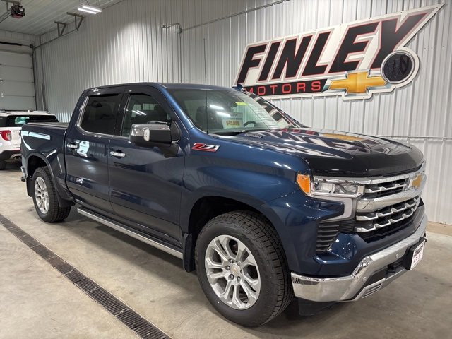 2022 Chevrolet Silverado 1500 LTZ photo 3