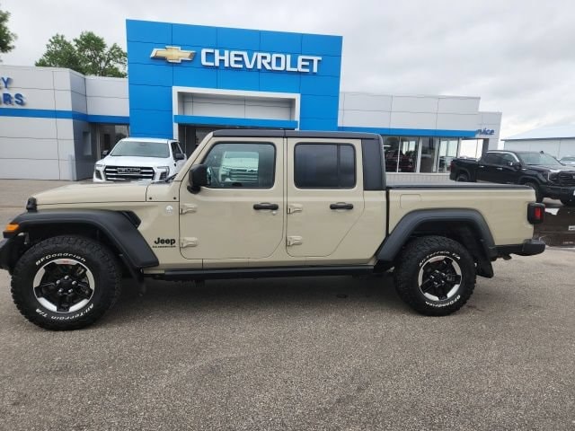 2020 Jeep Gladiator Sport S's photo