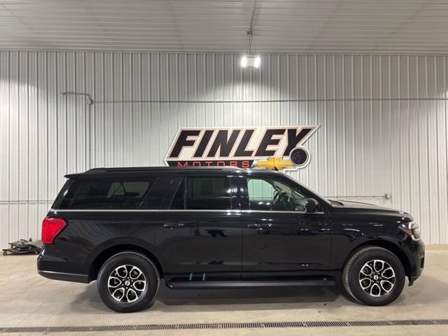 Used 2024 Ford Expedition XLT with VIN 1FMJK1J81REA41435 for sale in Crookston, Minnesota