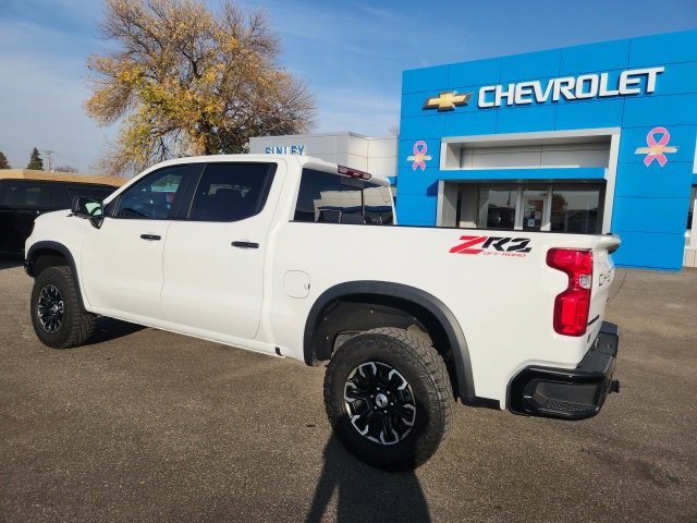 2024 Chevrolet Silverado 1500 ZR2 photo 3