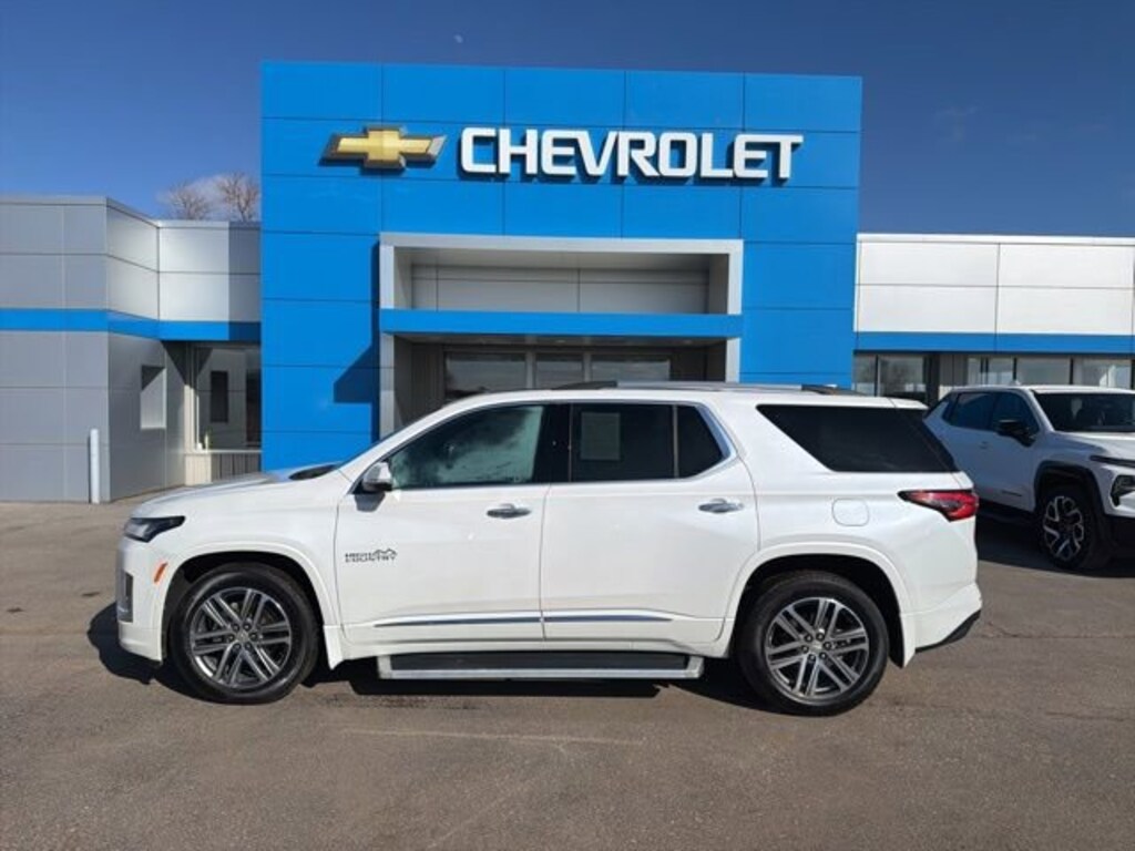 Used 2023 Chevrolet Traverse High Country SUV