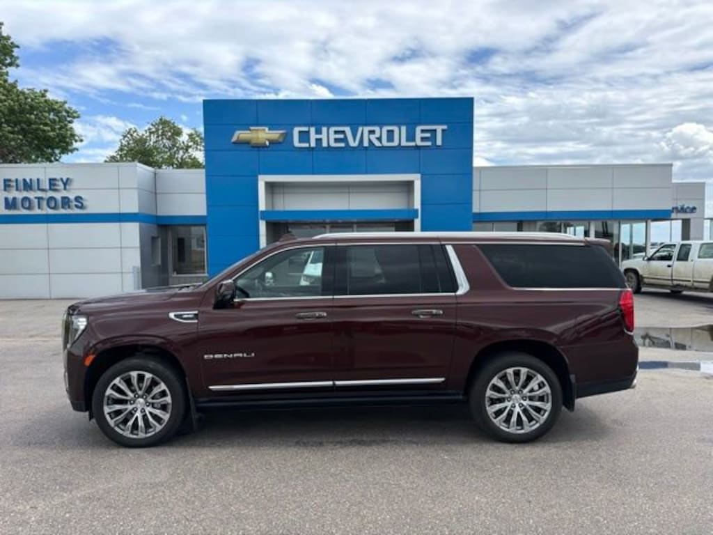 Used 2022 GMC Yukon XL Denali SUV