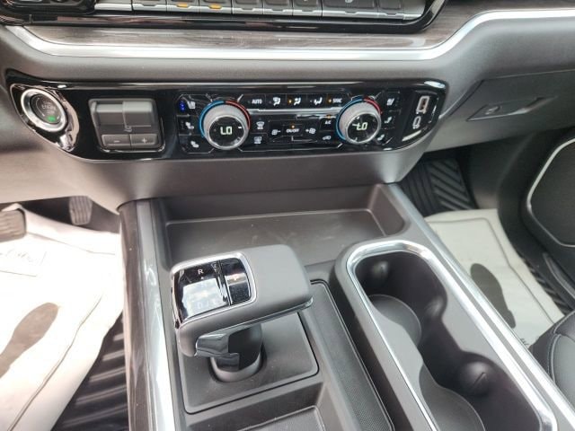 2026 Chevrolet Silverado 1500 LTZ - Photo 20