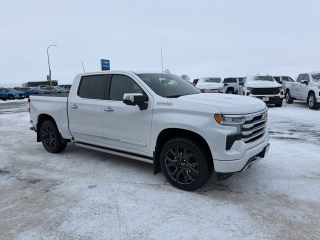 2024 Chevrolet Silverado 1500 High Country photo 4