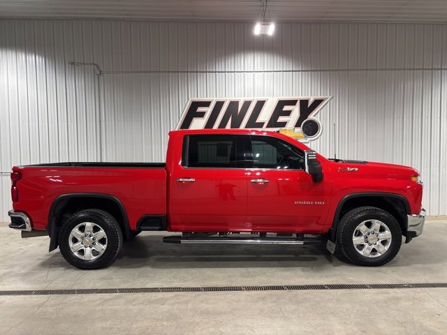 2023 Chevrolet Silverado 2500HD LTZ photo 2