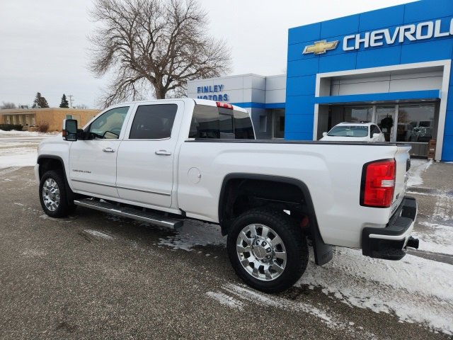 2019 Gmc Sierra 2500 HD Denali photo 3