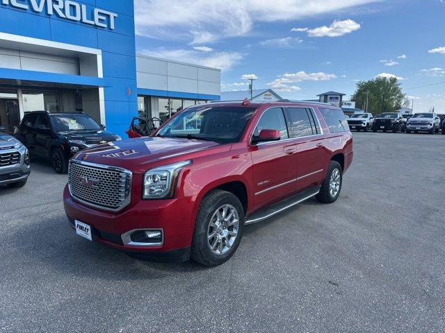 Used 2015 GMC Yukon XL Denali with VIN 1GKS2JKJ7FR631643 for sale in Finley, ND