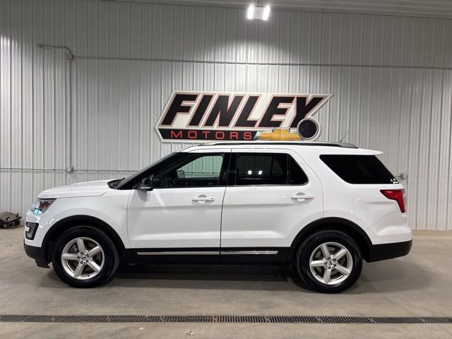 2016 Ford Explorer XLT 4WD's photo