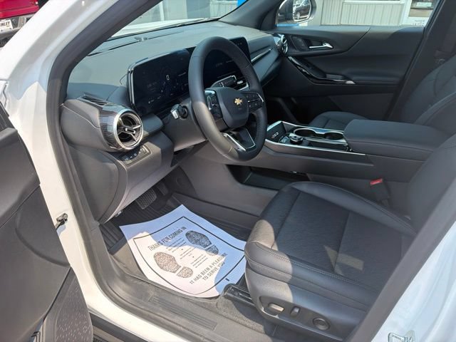 2027 Chevrolet Equinox LT - Photo 12
