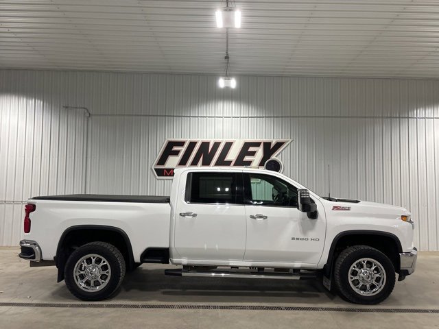 2021 Chevrolet Silverado 2500HD LTZ photo 2