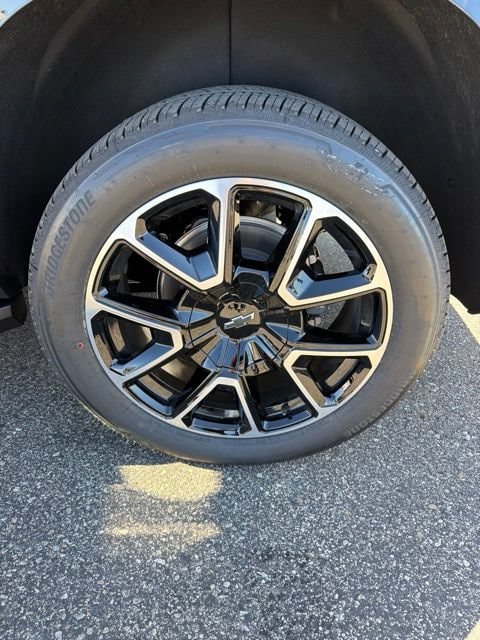 2026 Chevrolet Tahoe RST - Photo 8