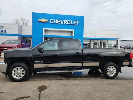 2015 Chevrolet Silverado 2500 HD LT Truck Crew Cab