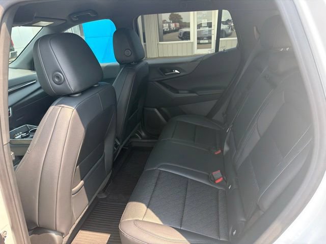 2027 Chevrolet Equinox LT - Photo 10