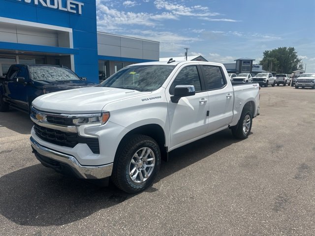 2026 Chevrolet Silverado 1500 LT photo 2