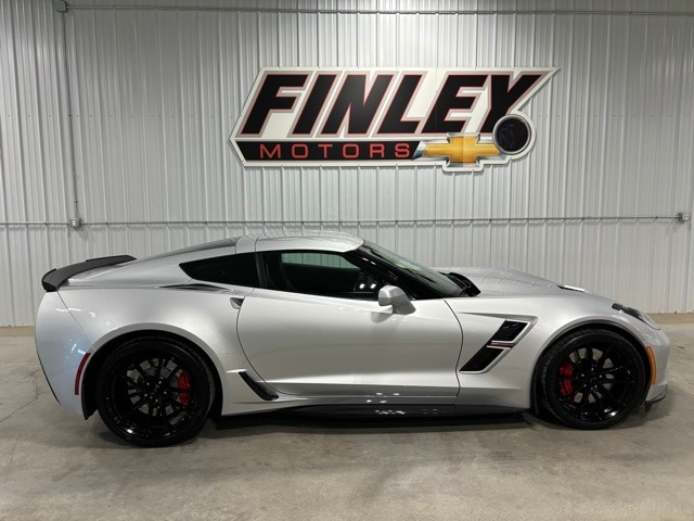 Used 2019 Chevrolet Corvette 2LT with VIN 1G1YY2D7XK5116965 for sale in Finley, ND