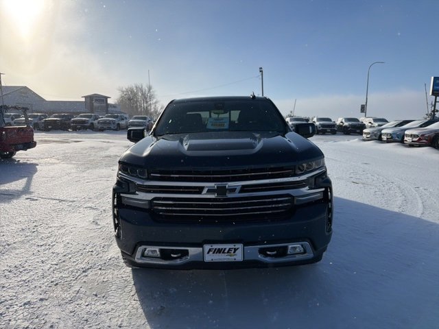 2019 Chevrolet Silverado 1500 High Country photo 3