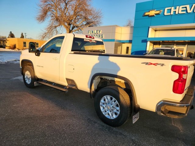 2024 Chevrolet Silverado 3500HD LT photo 3