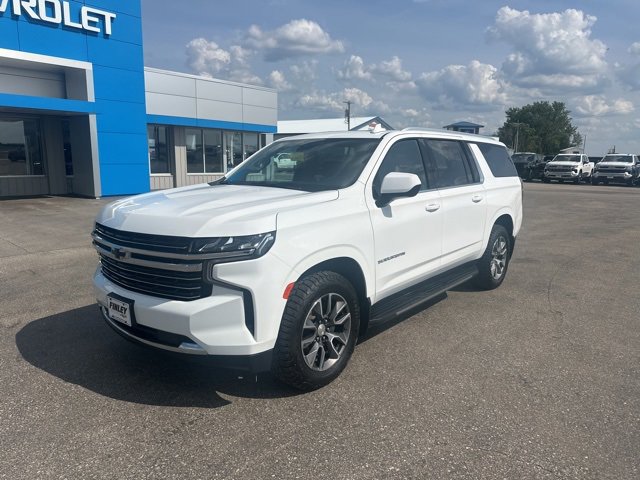 Used 2021 Chevrolet Suburban LT with VIN 1GNSKCKD2MR436541 for sale in Crookston, Minnesota
