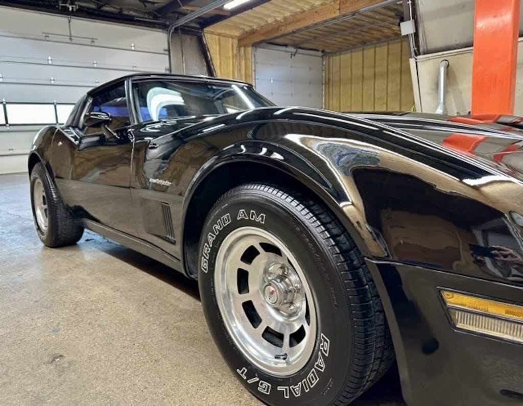 Used 1982 Chevrolet Corvette Coup