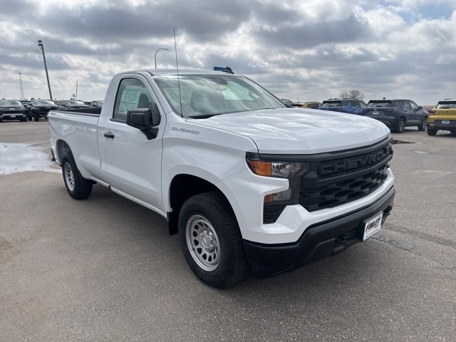 2025 Chevrolet Silverado 1500 photo 4