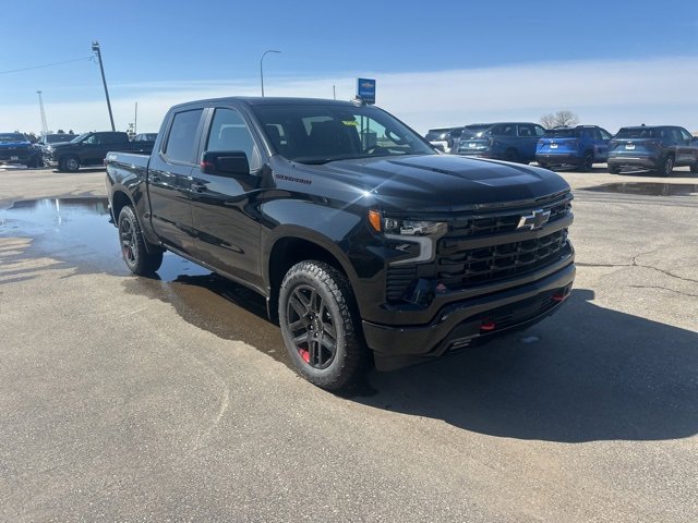 2025 Chevrolet Silverado 1500 RST photo 4