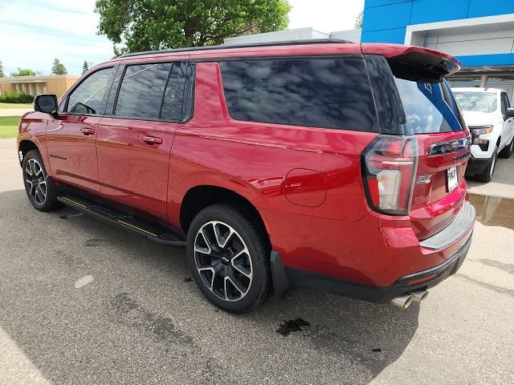 Used 2024 Chevrolet Suburban RST SUV