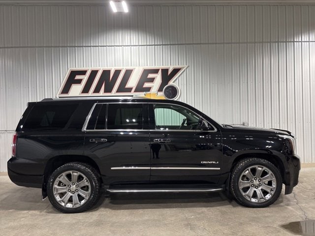 2016 Gmc Yukon Denali photo 2