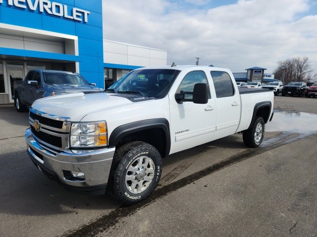 2011 Chevrolet Silverado 2500HD LTZ photo 2