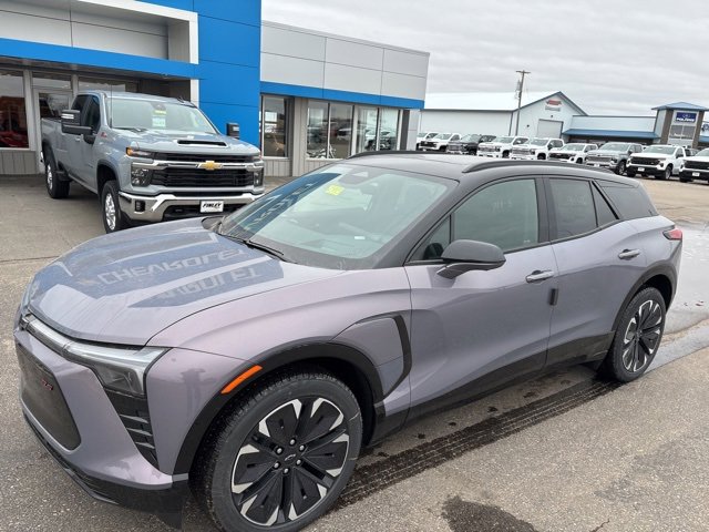 2025 Chevrolet Blazer EV RS photo 2