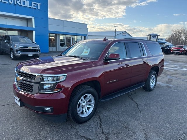 Used 2019 Chevrolet Suburban LT with VIN 1GNSKHKC7KR405352 for sale in Finley, ND