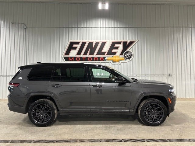 Used 2023 Jeep Grand Cherokee L Summit Reserve with VIN 1C4RJKEG2P8752686 for sale in Crookston, Minnesota