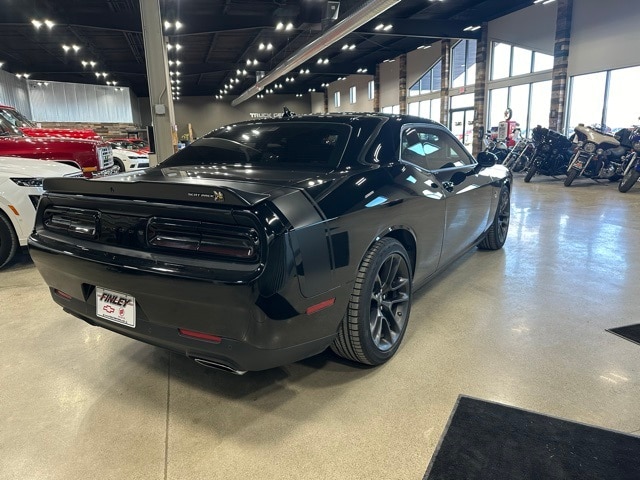 Used 2022 Dodge Challenger R/T with VIN 2C3CDZFJ6NH113187 for sale in Crookston, Minnesota