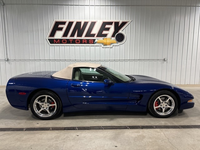 Used 2004 Chevrolet Corvette Base with VIN 1G1YY32G645121303 for sale in Finley, ND