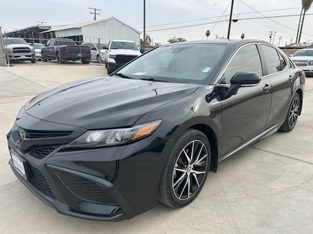 2023 Toyota Camry SE Sedan
