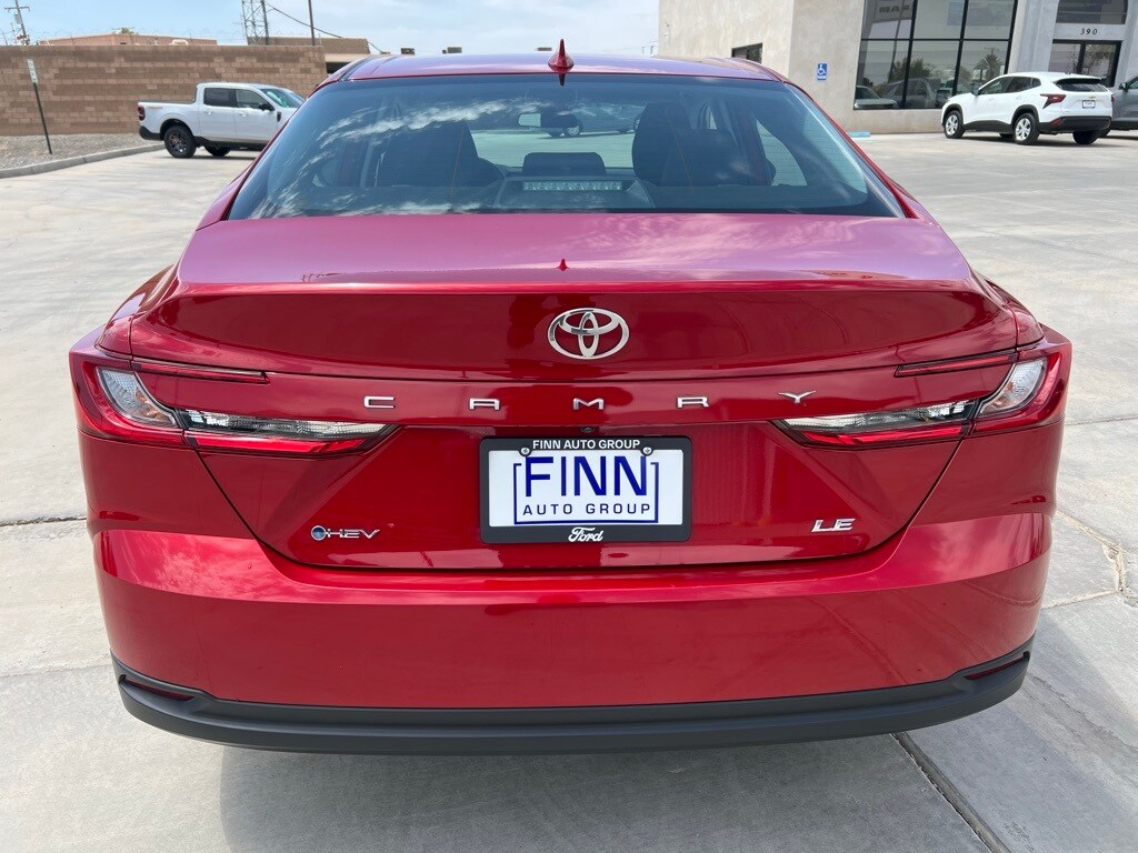 2025 Toyota Camry LE photo 3